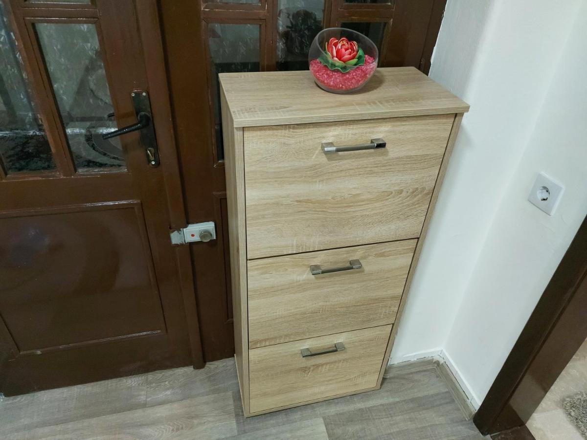 Lovely, Neat And Quite Apartment Dalia, Private Parking Сараево Екстериор снимка