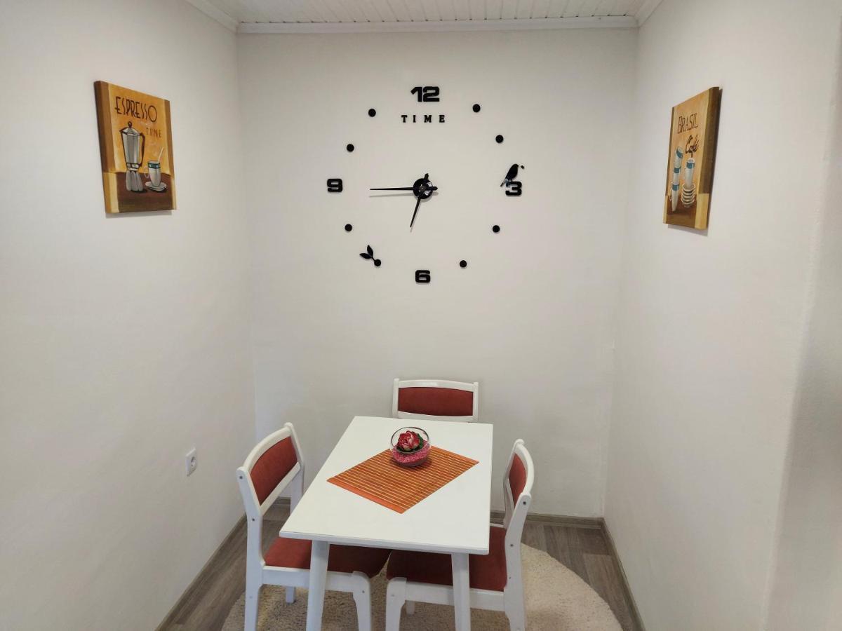 Lovely, Neat And Quite Apartment Dalia, Private Parking Сараево Екстериор снимка